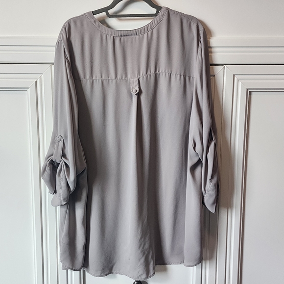 Torrid Harper Georgette Pullover 3/4 Sleeve Blouse Gray - Picture 7 of 10